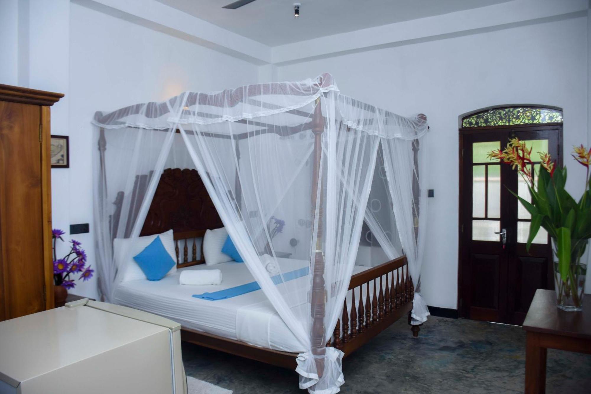 The Ceylon Lazy Lagoon Mirissa Exterior photo