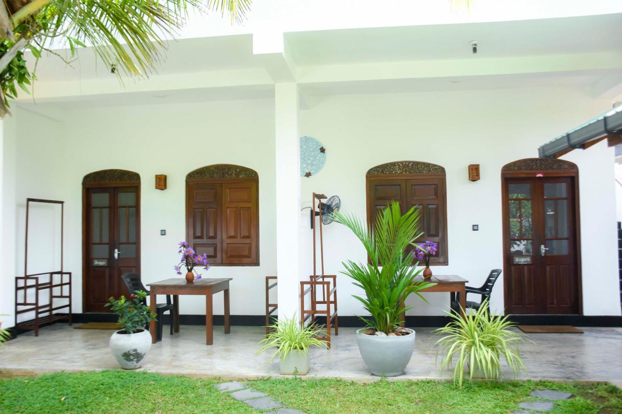 The Ceylon Lazy Lagoon Mirissa Exterior photo